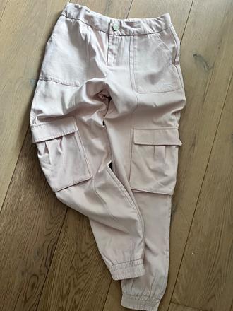 Nohavice, guess,146