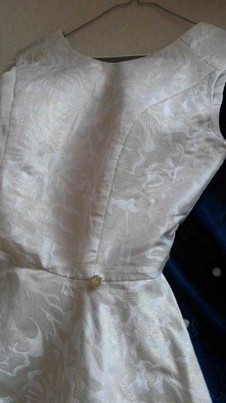 Šaty - nádherné, 38