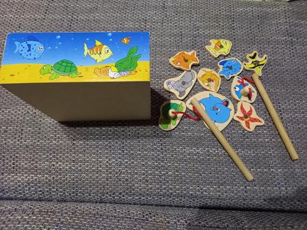 Chytanie rybičiek, magnetická hra, 