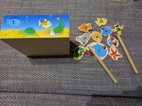 Chytanie rybičiek, magnetická hra, 