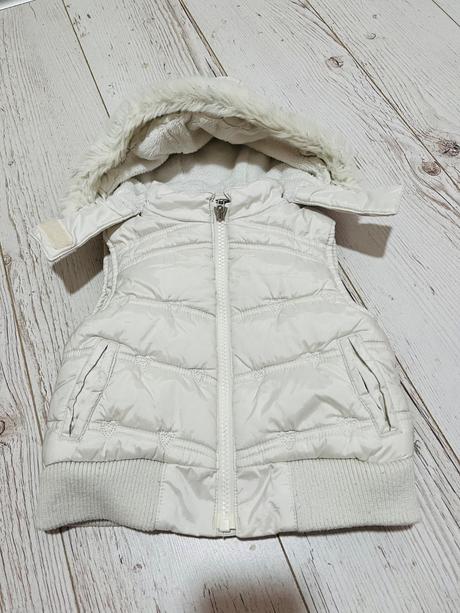 Vesta 68 dievca, marks & spencer,68