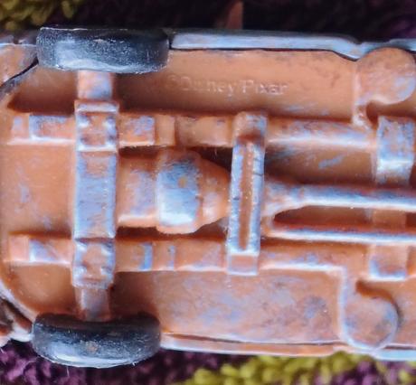 Figúrka burák (tow mater), disney pixar, 6 cm,