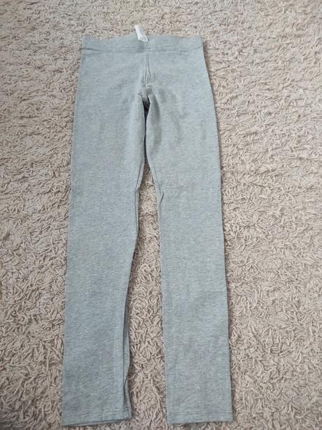 Legínky v 146, f&f,146