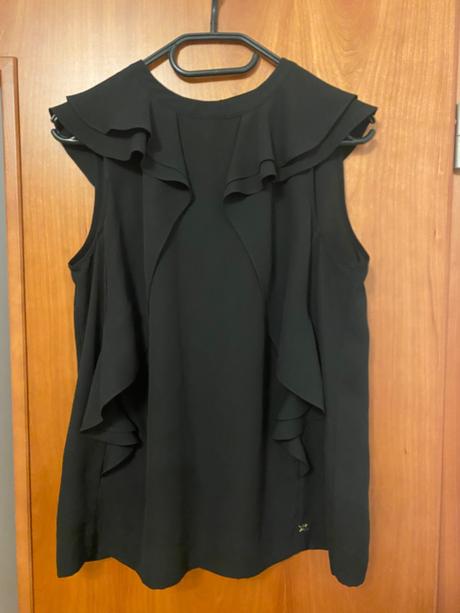 Top s volánky zn. kocca, s