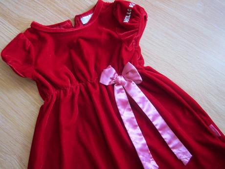 Zamatové šatičky--98/104, 104