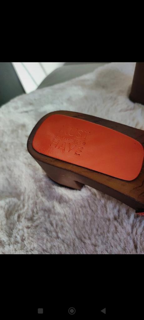 Dámske dreváky must have, 39