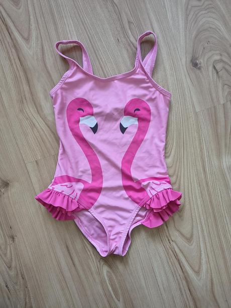 2x plavky, lupilu,116