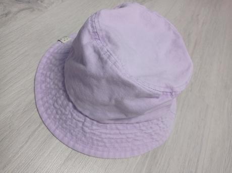Klobúčik z pranej fialovej rifloviny top stave, zara,58