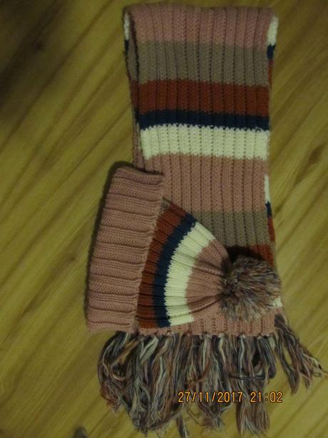 Súprava čiapka + šál, s