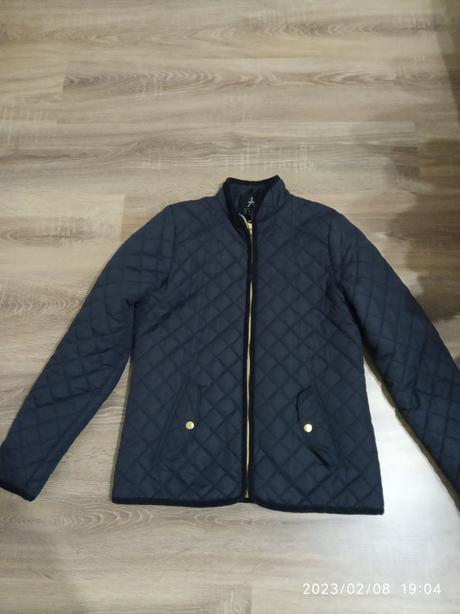 Bunda, atmosphere,158