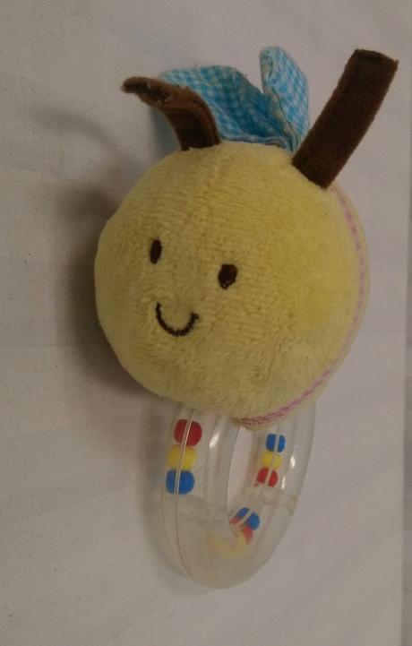 Hrkálka včielka s kruhom, 17 cm,