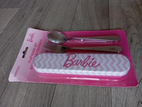 Barbie príbor s kovovou dózou, 