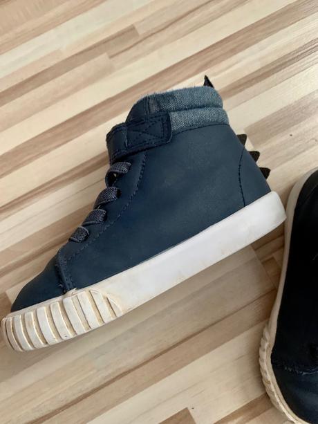 Vyteplene dino topanocky zn. h&m - vel. 23, h&m,23