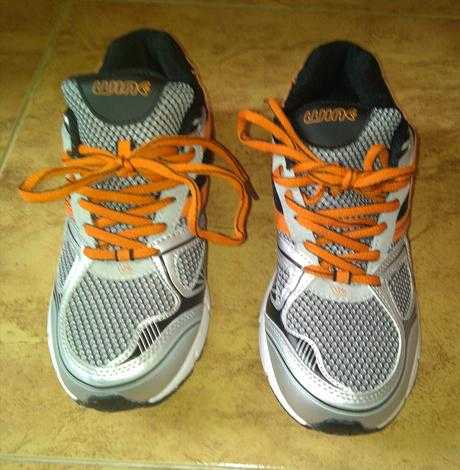 Nové tenisky c. 40 predám spolu dva páry za 15e, wink,40