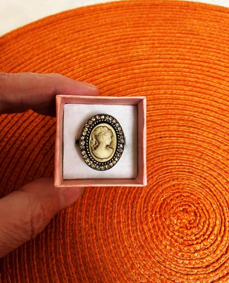 Starožitná súprava/náušnice a prsteň, 