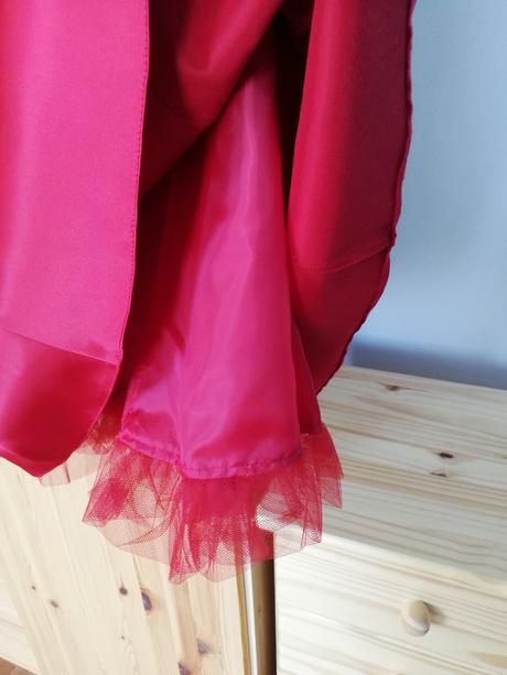 Predám červené spoločenské šaty veľ 34/36, orsay,34