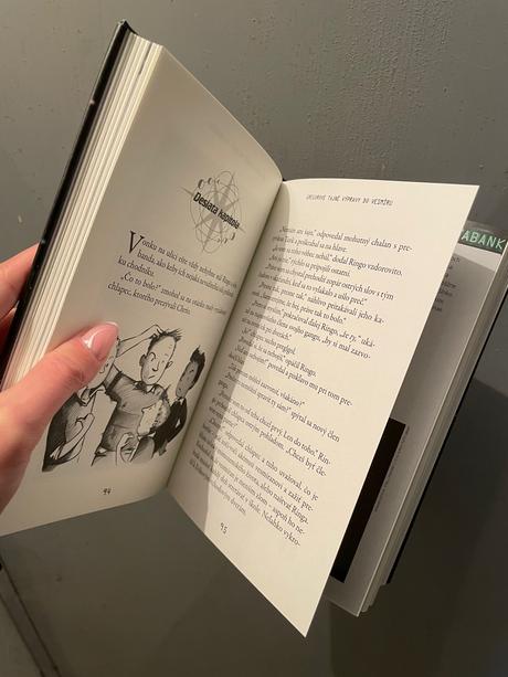 Kniha gregorov tajne výpravy do vesmíru, 