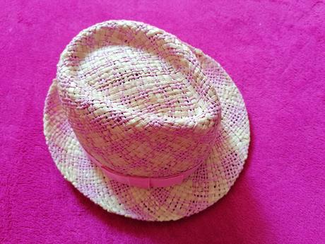Kvalitný slamený klobúčik na 5-8 rokov, 128