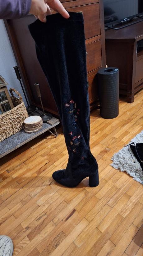 Nové čižmy, ahinsa,39