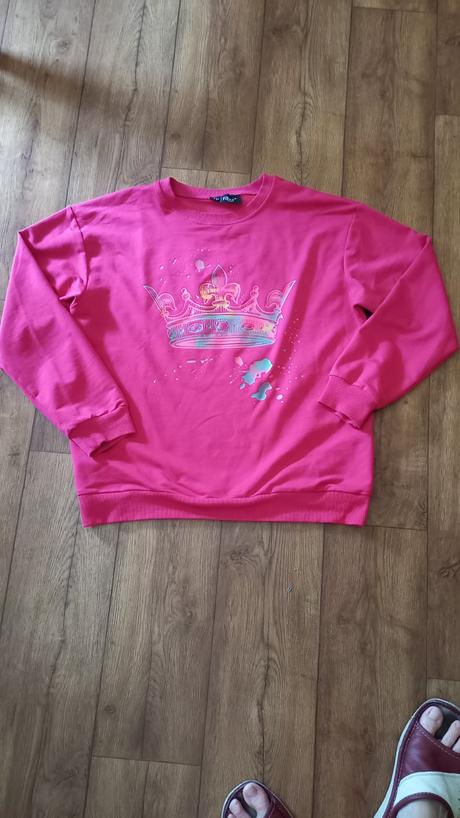 Krásna cyklámenová kvalitná mikina veľ.40, 40