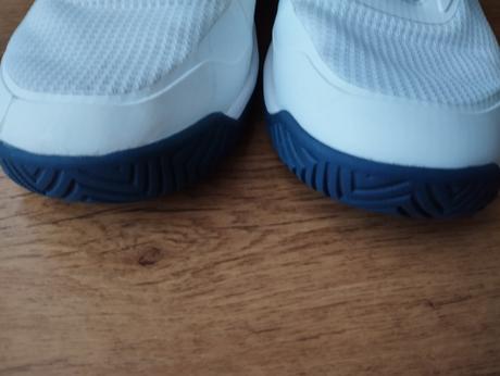 Tenisky v. 45,5, lotto,45