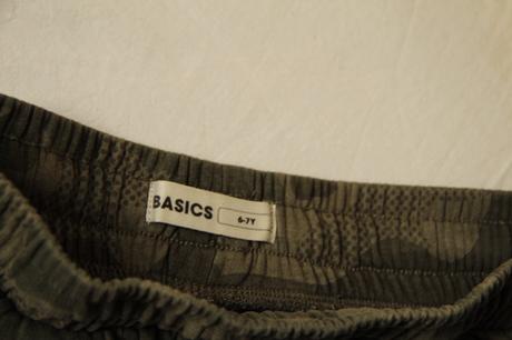 Kvalitné hrubšie bavlnené kraťasy + kufrík na dôle, f&f,122