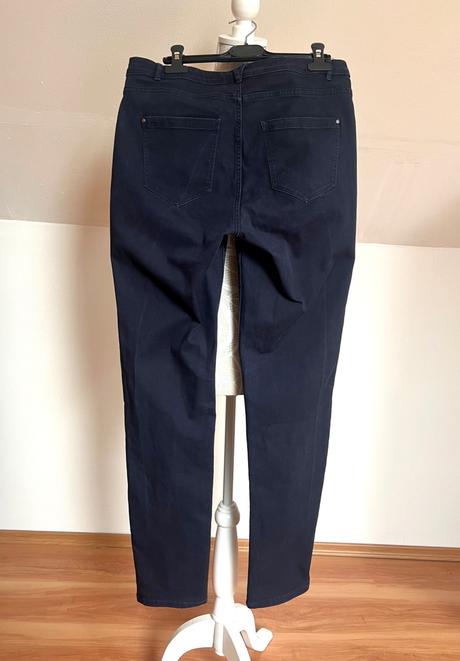 4 nohavíc 38, 42, m