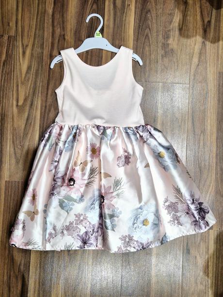 Nádherné šaty, h&m,116