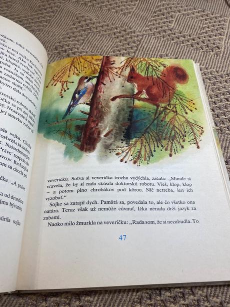 Krásna stará retro kniha parožtekovci rudo moric,