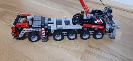 Stavebnica mobilny zeriav, 