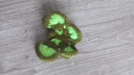 Strikovany motylik brosna, 