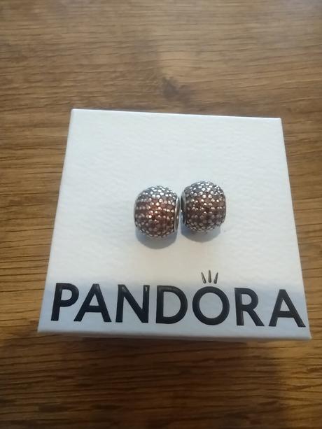 28ks pandora prívesky., pandora