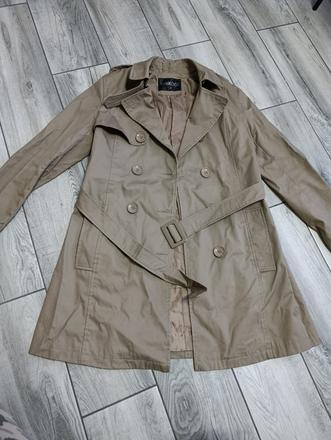 Jarný plašť -38, 38