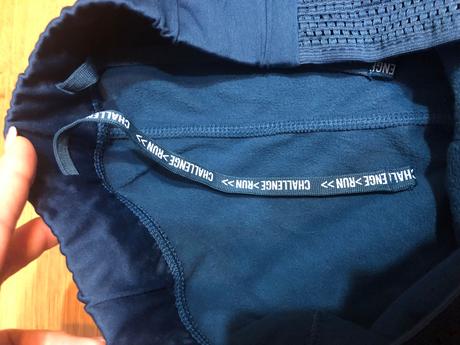 Sportove nohavice, 52