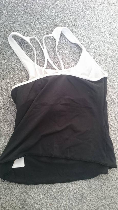 Nike tielka 9druhov/kupa po kuse, nike,m