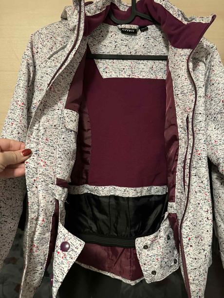 Lyziarska bunda, crivit,140