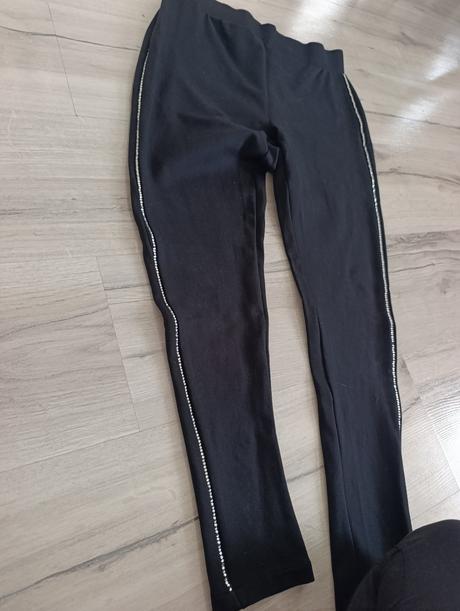 Legíny s kamienkami, sinsay,m