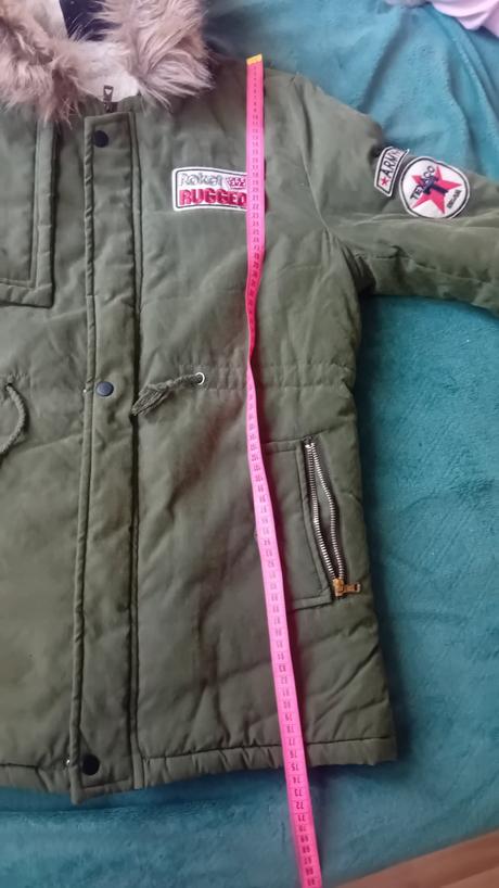 Nová zimna bunda veľkosť xl ale podla mňa uni, xl