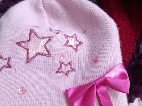 Čiapka a šal s mašlou, 110