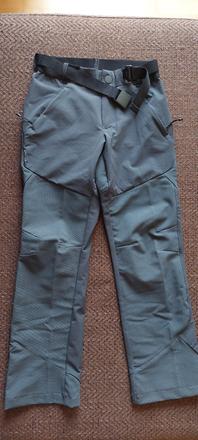 Turistické softshellové nohavice zn. quechua, 128