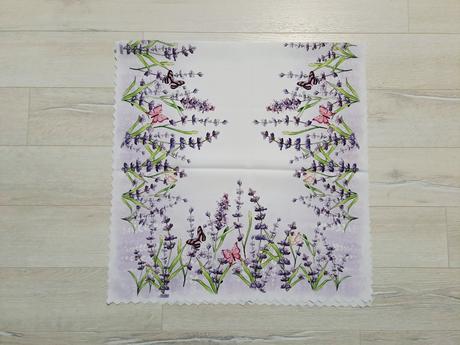 Obrus behúň ľevandula menší, 