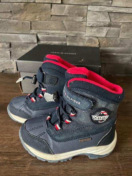 Čižmy, tommy hilfiger,24