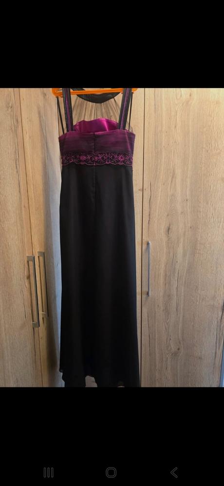 Spoločenské šaty, l