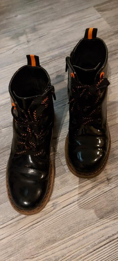 Lakovky, graceland,31