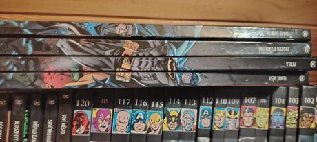 Ultimátny komixovy komplex marvel a komixy batman, 