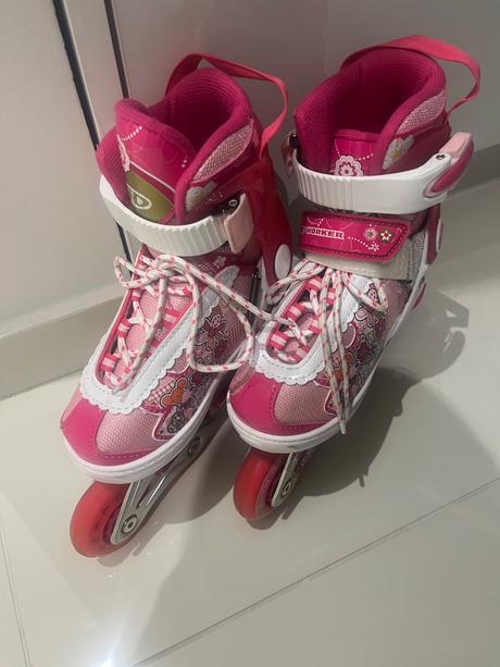 Dievčenské kolieskové korcule, 26