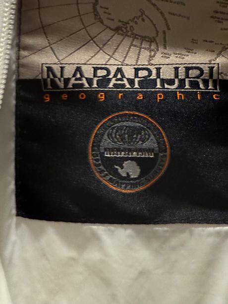 Strieborná bunda, napapijri,xs