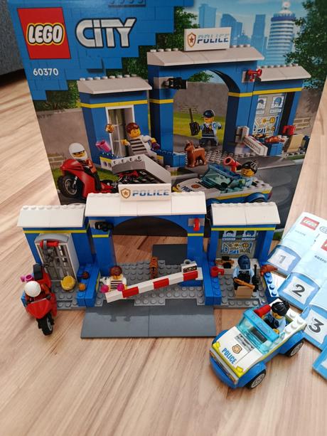 Kompletné lego city 60370, 