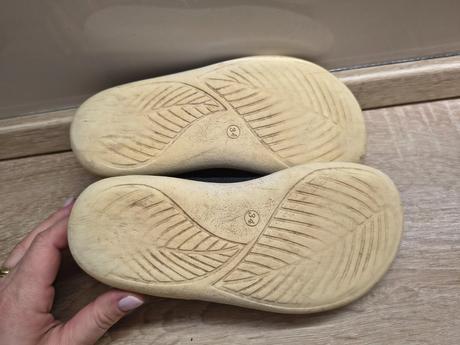 Barefoot be lenka, be lenka,34