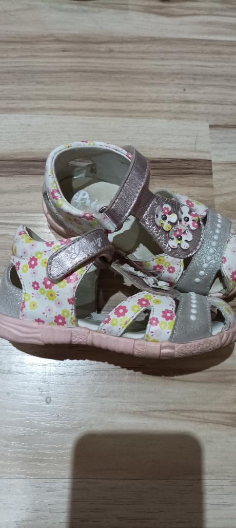 Sandálky, primigi,24